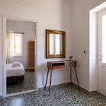 Mv Living - * La Canea