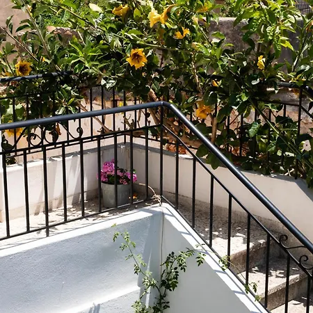 Mv Living - * Chania (Crete)